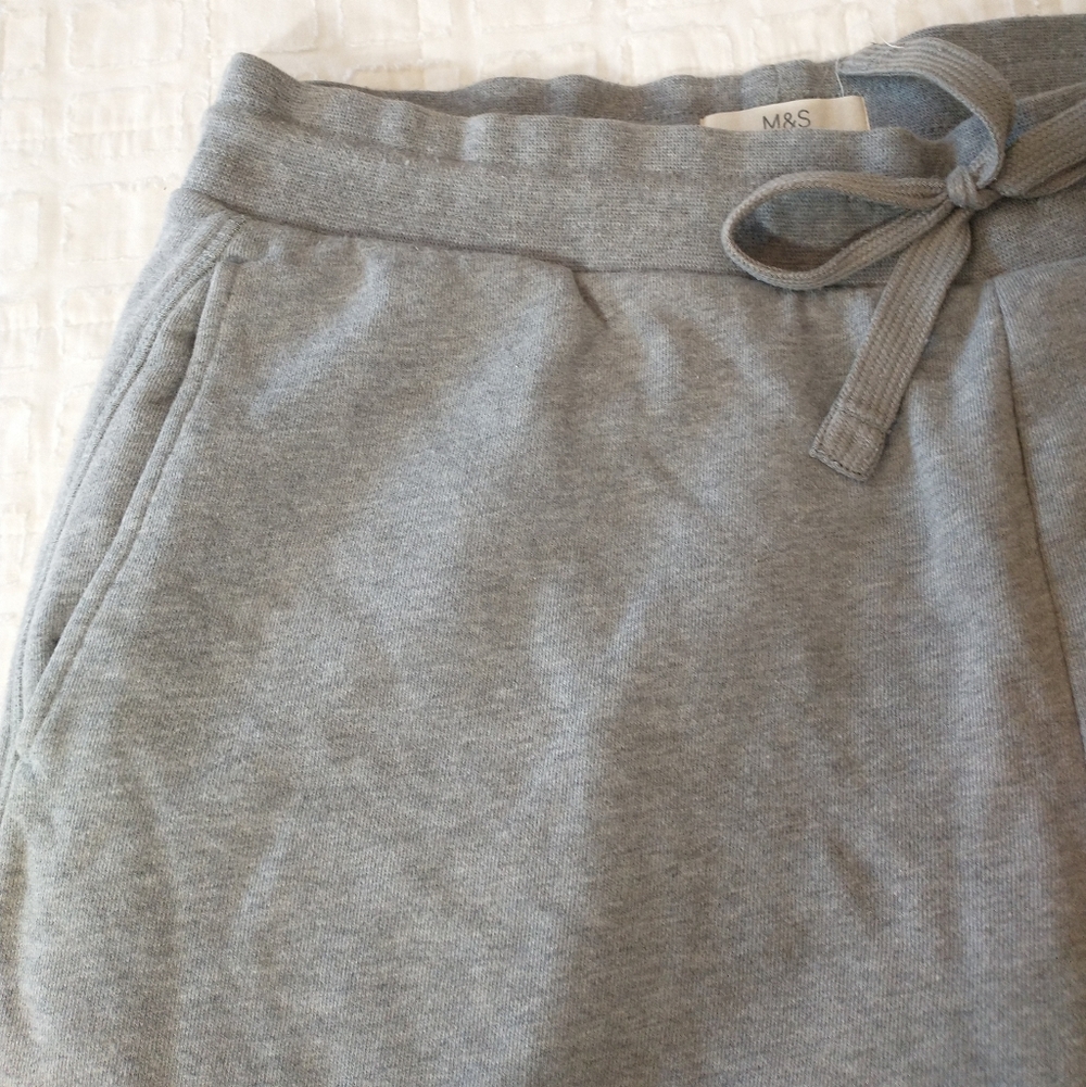 M&S‎ Gray Fleece Lined Jogger Sweatpants, Men's Size Large, Cozy, Warm, Athletic - Picture 3 of 8